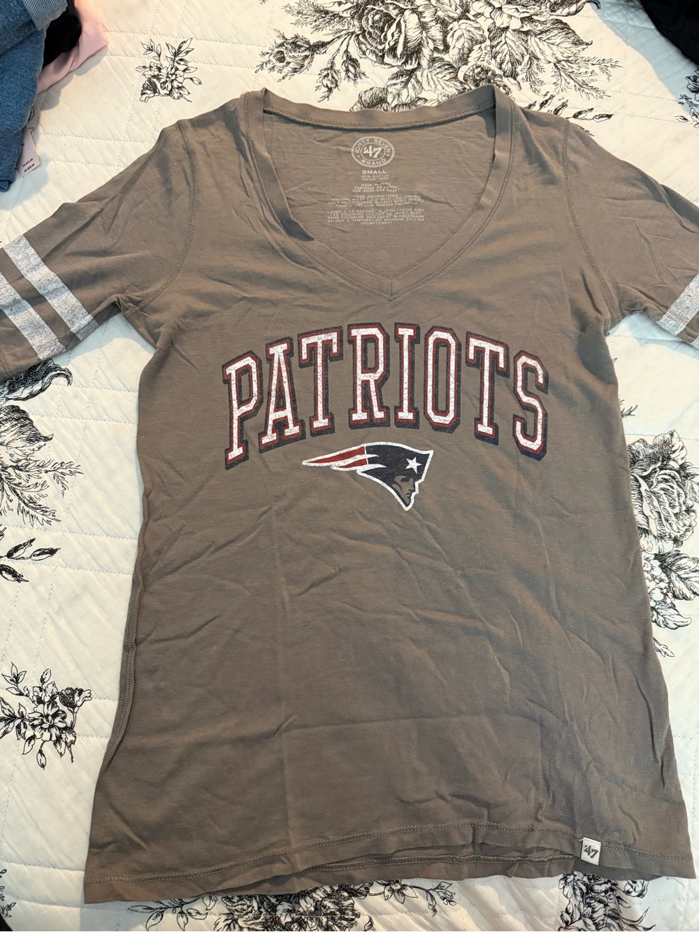 47 Gray/Tan Patriots V-Neck Tee with White Sleeve Stripes